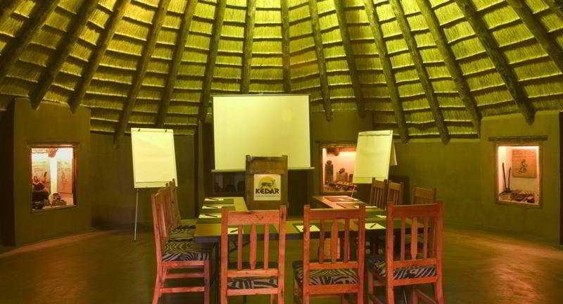 凯达尔会议中心水疗传统小屋 勒斯滕堡 外观 照片